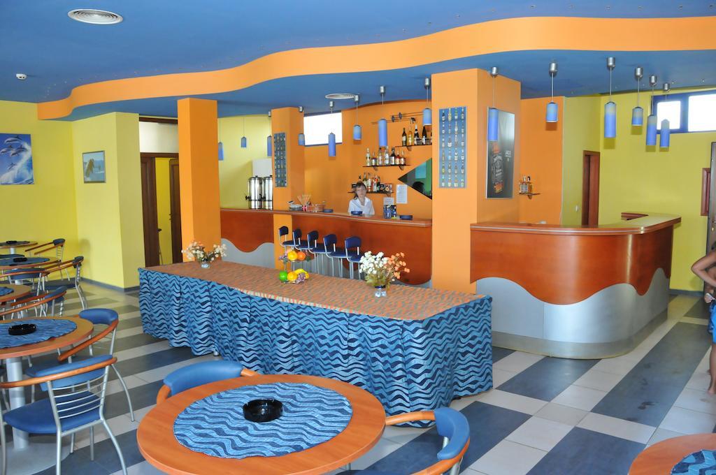 Siana Hotel Свети Влас Екстериор снимка