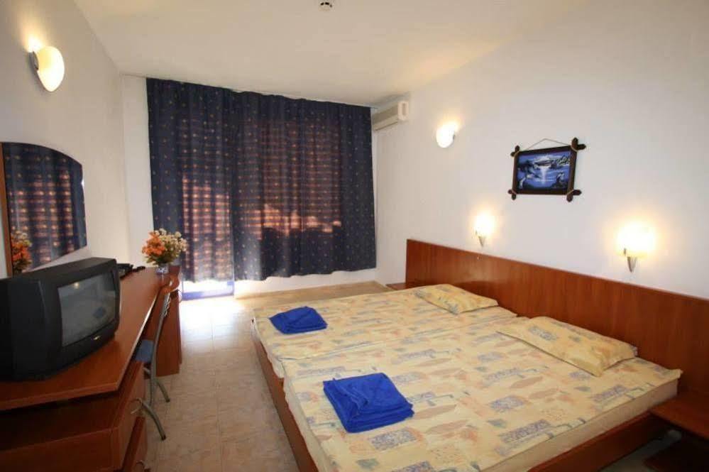 Siana Hotel Свети Влас Екстериор снимка