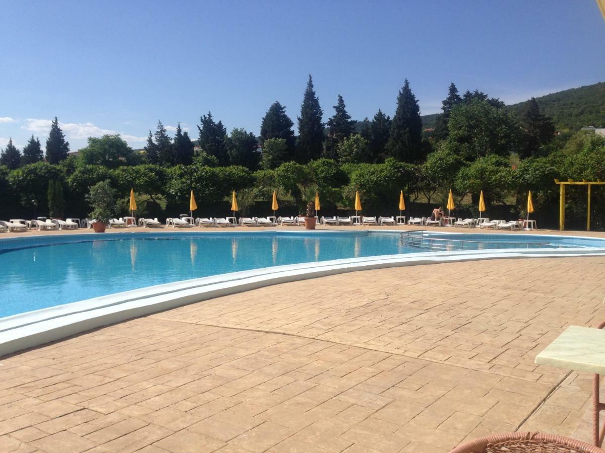 Siana Hotel Свети Влас Екстериор снимка